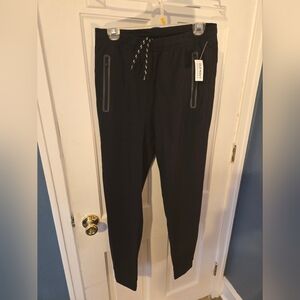 Dynamic Jogger Boys Sweatpants and T Shirt NWT